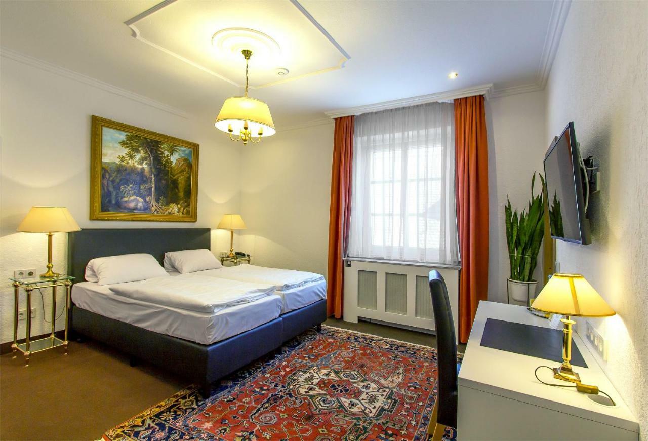 Hotel Adler Ингольштадт Экстерьер фото