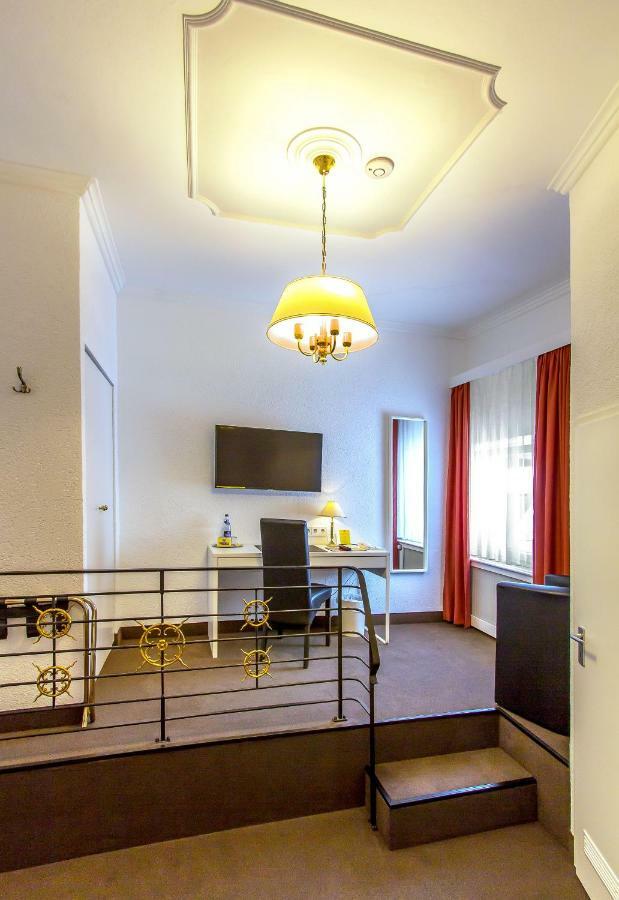 Hotel Adler Ингольштадт Экстерьер фото